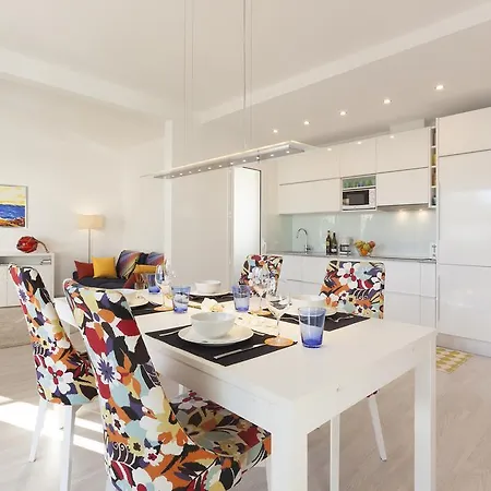 Friendly Gaudi Penthouse *